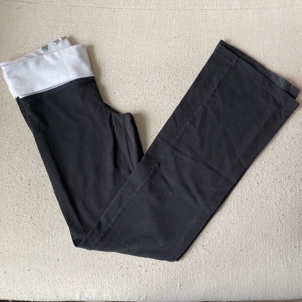 PINK Victoria’s Secret yoga pants